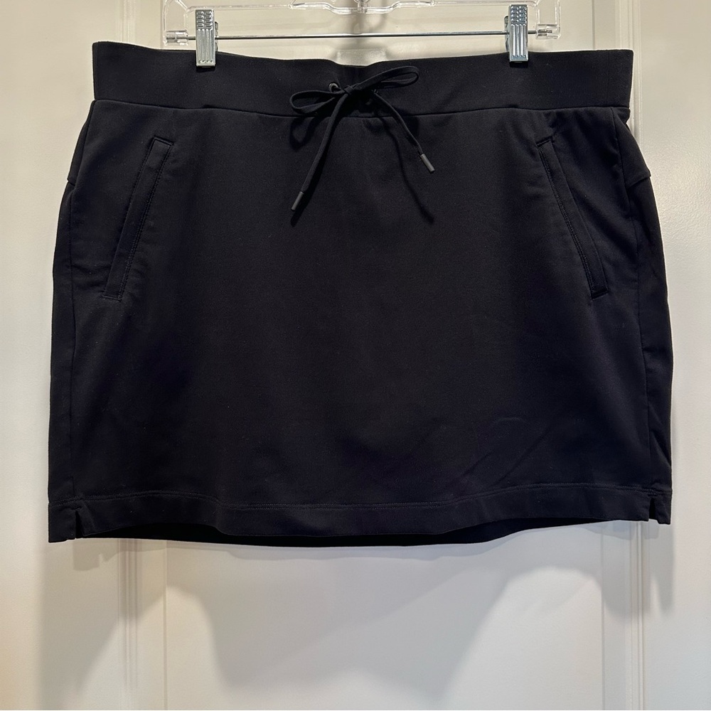 Athleta Black Mini Skort Size Large